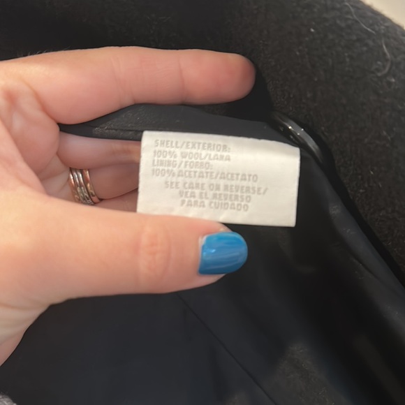 Liz Claiborne - Picture 4 of 4